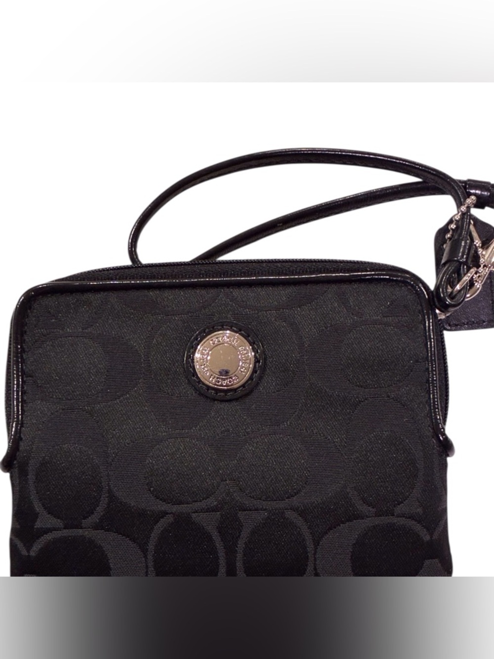 Coach Signature Hampton Wristlet